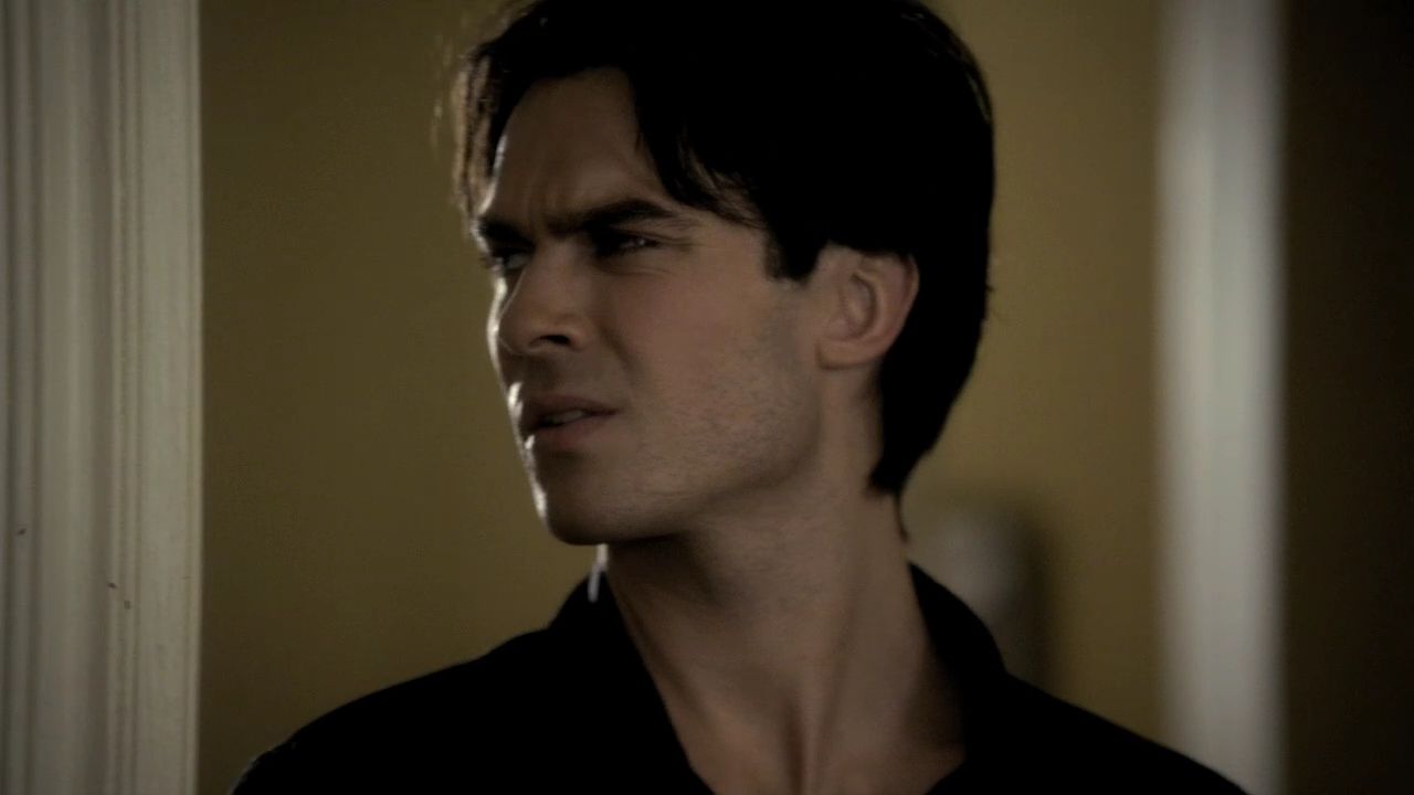 208VampireDiaries0122.jpg