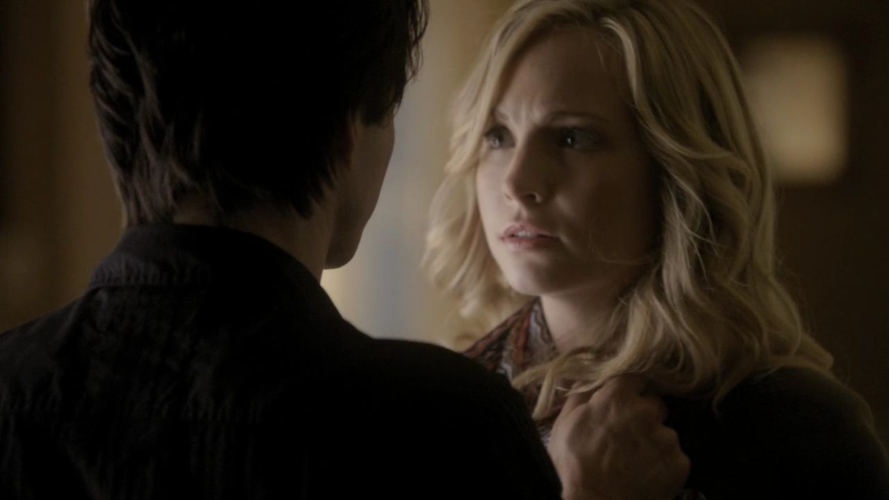 208VampireDiaries0126.jpg