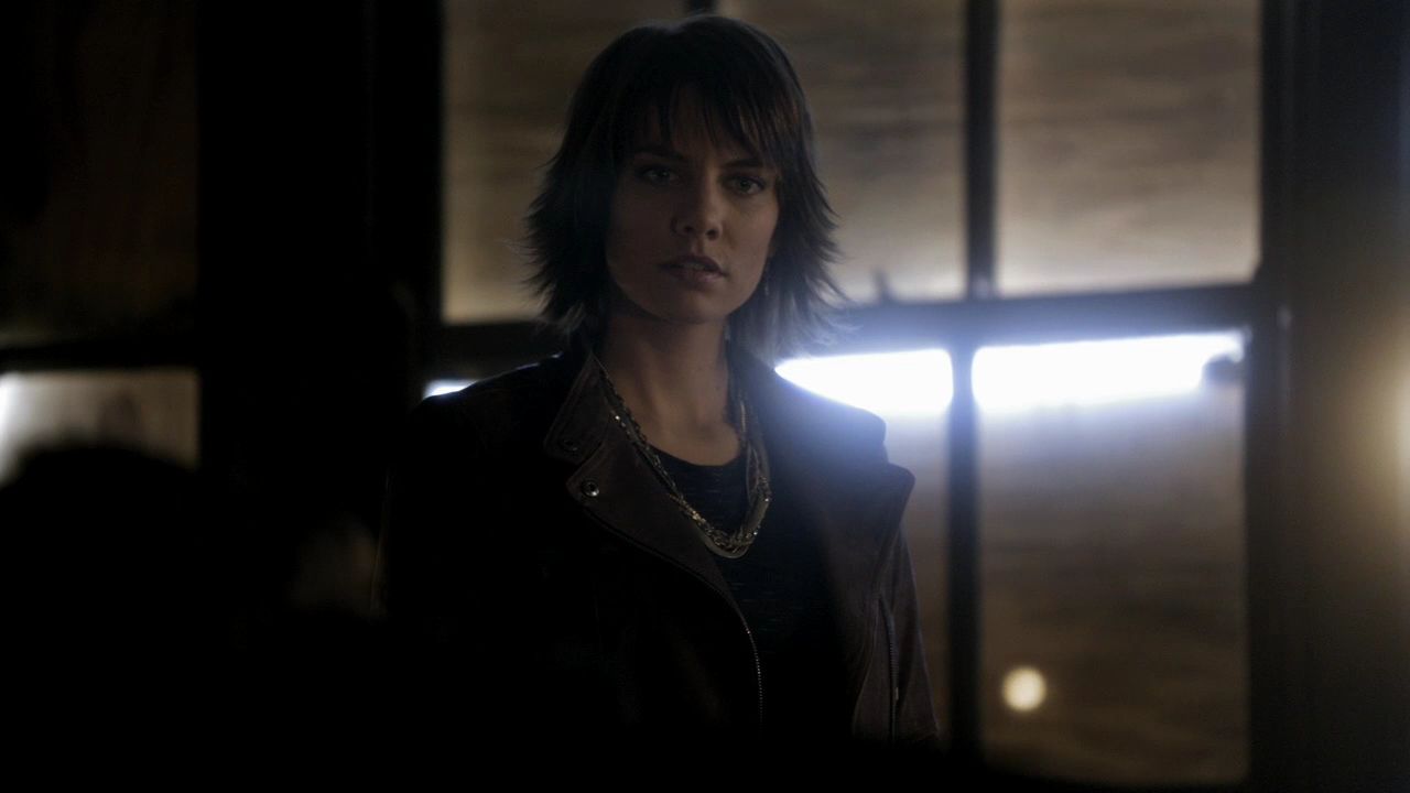 208VampireDiaries0255.jpg