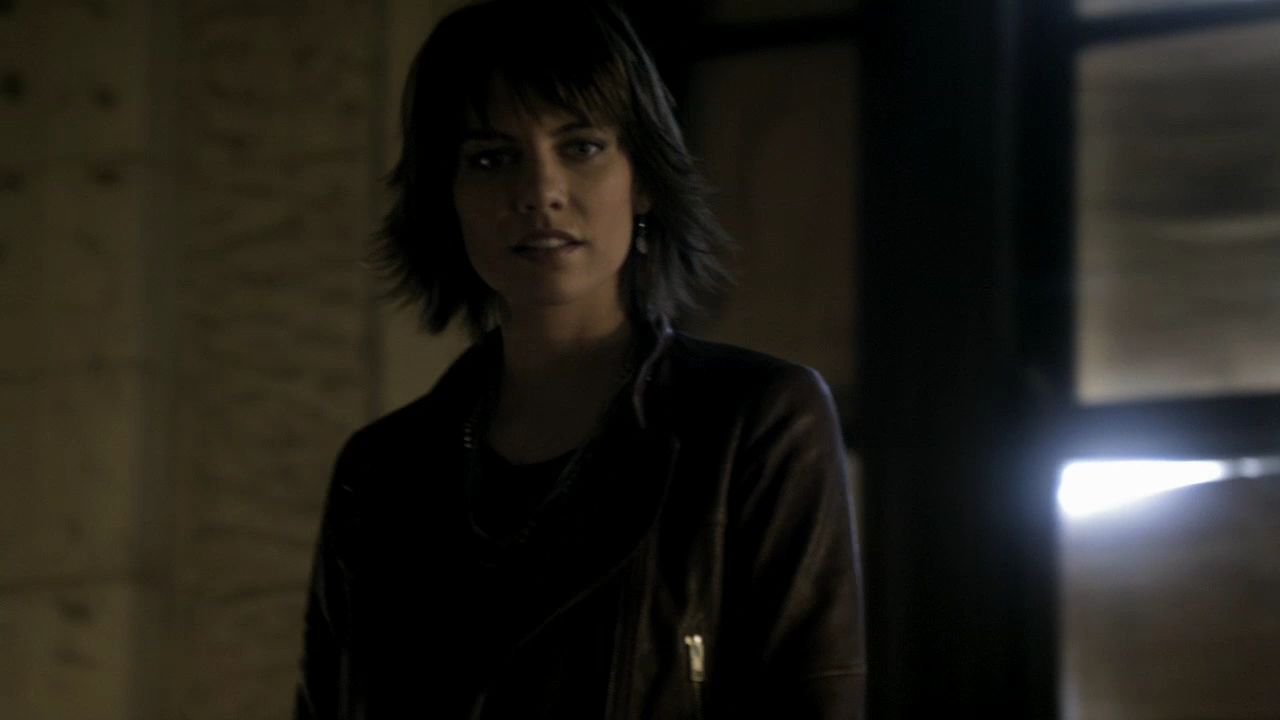 208VampireDiaries0264.jpg
