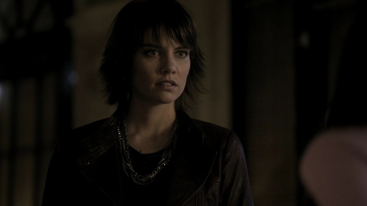 208VampireDiaries0271.jpg