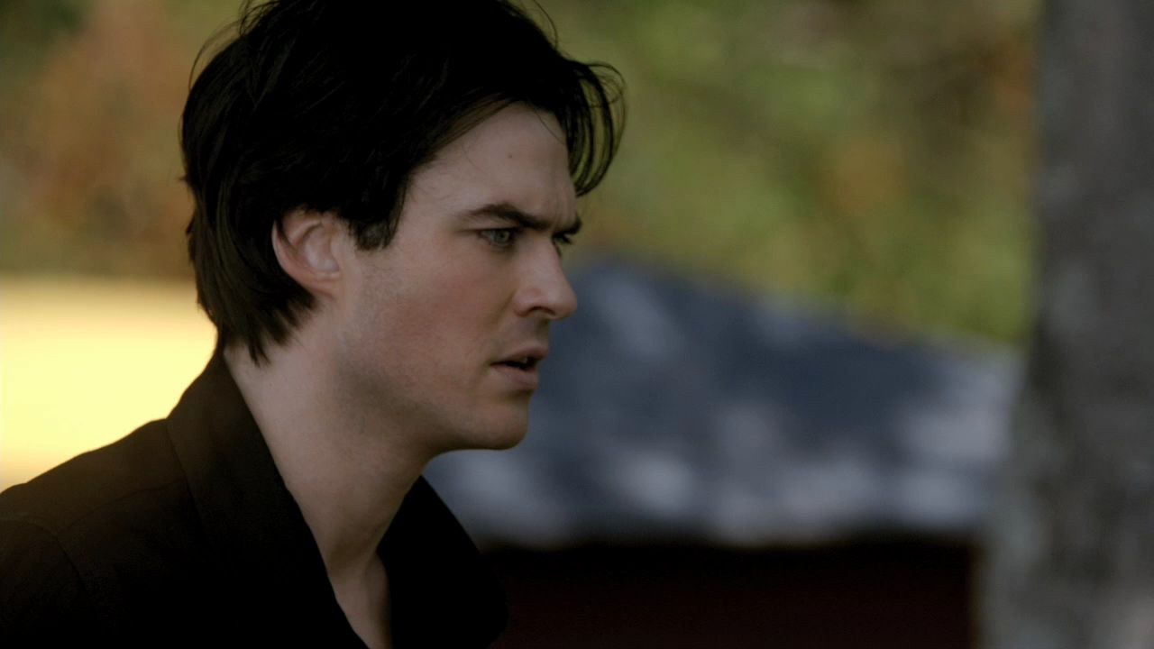 208VampireDiaries0296.jpg