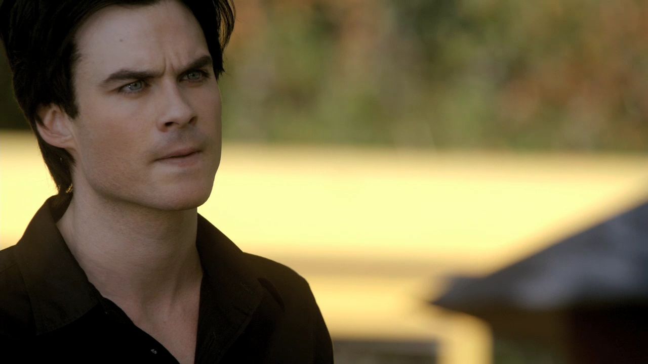 208VampireDiaries0320.jpg