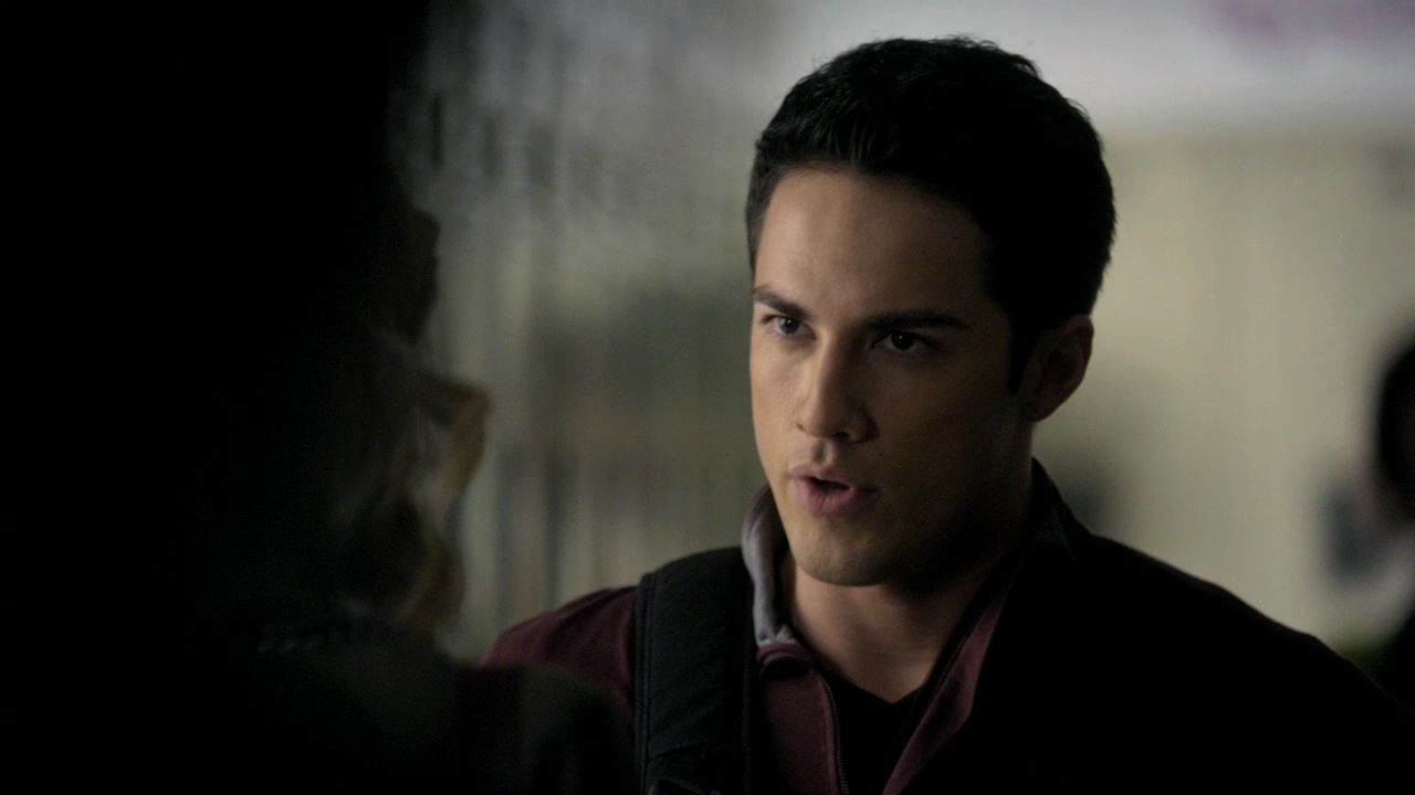 208VampireDiaries0333.jpg