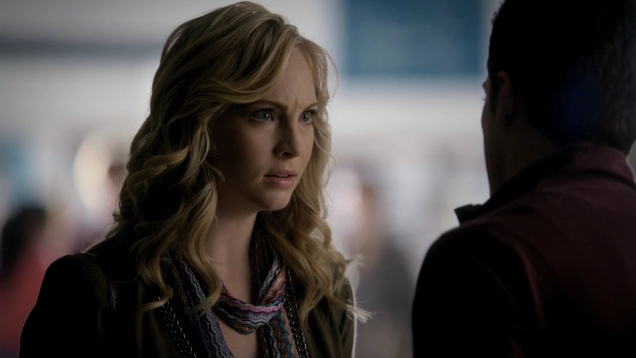 208VampireDiaries0340.jpg