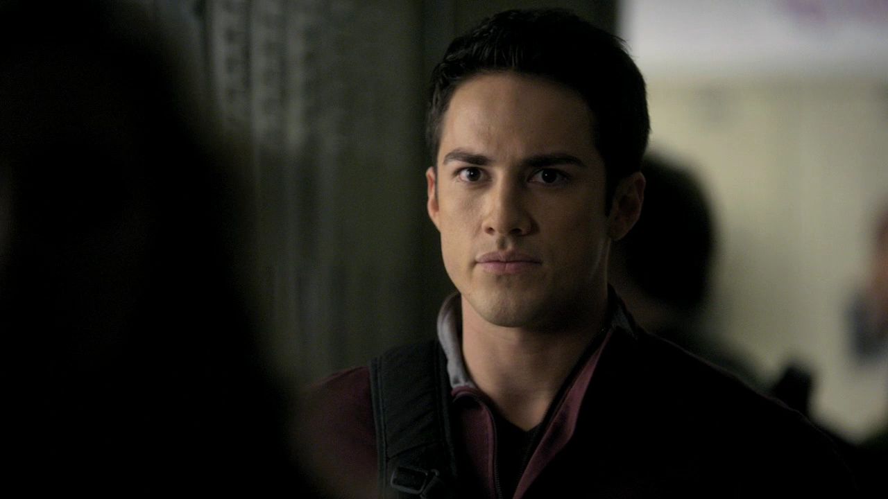 208VampireDiaries0351.jpg