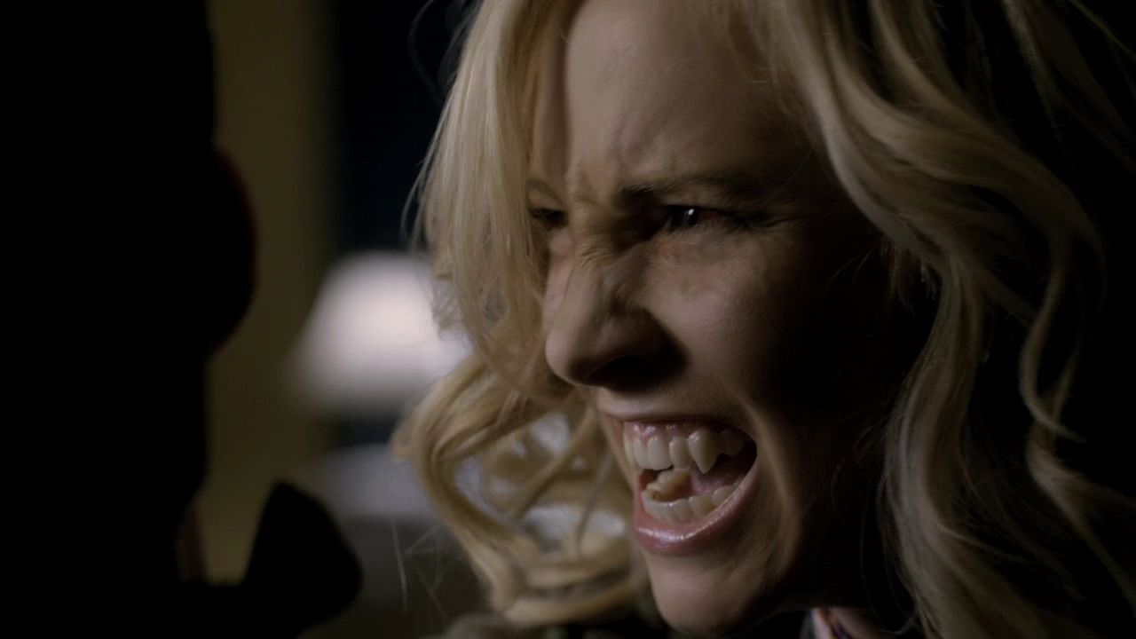 208VampireDiaries0872.jpg