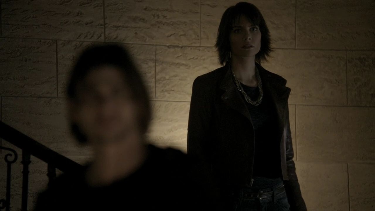 208VampireDiaries1244.jpg