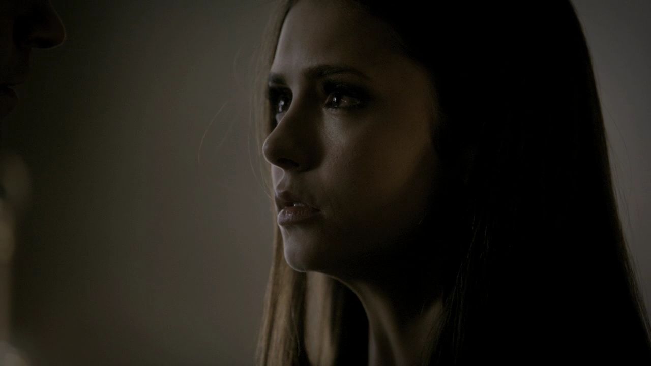 208VampireDiaries1248.jpg