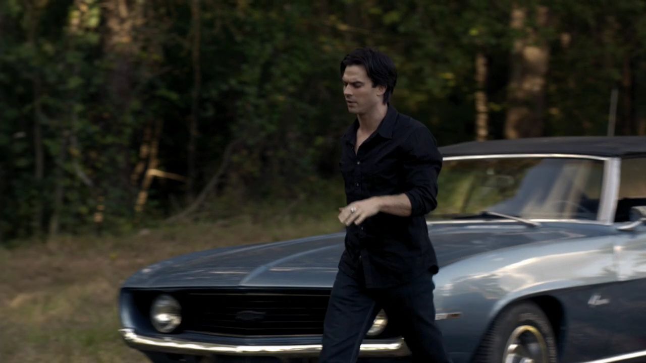 208VampireDiaries1257.jpg