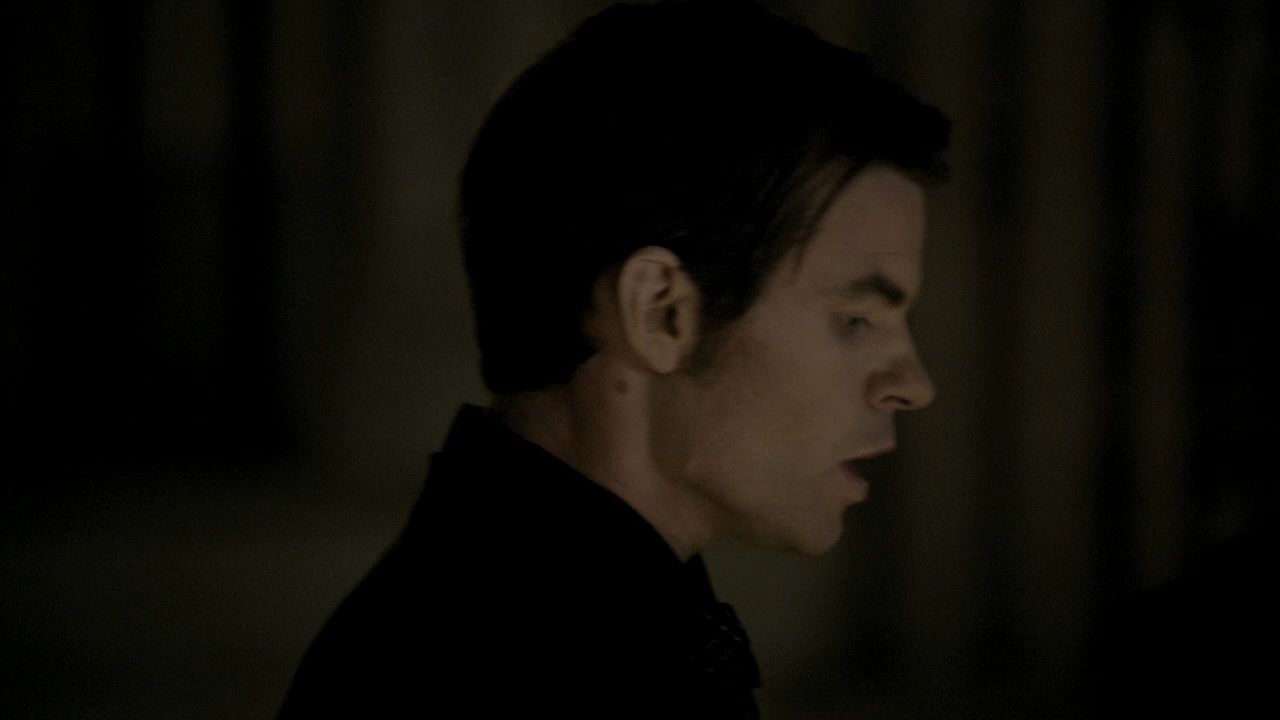 208VampireDiaries1304.jpg