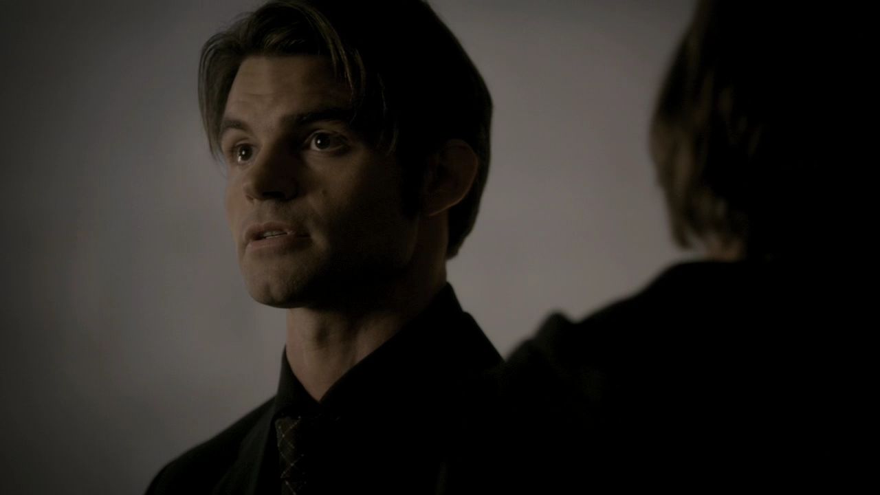 208VampireDiaries1308.jpg