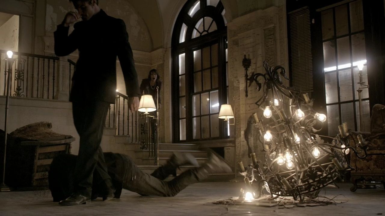 208VampireDiaries1329.jpg