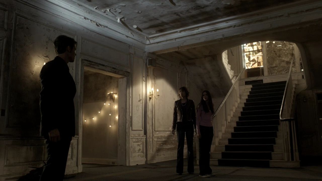 208VampireDiaries1411.jpg