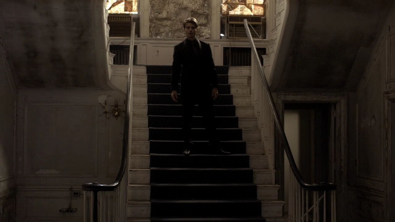 208VampireDiaries1430.jpg