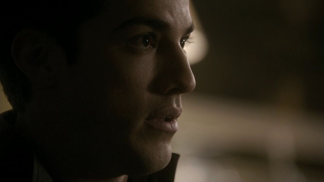 208VampireDiaries1749.jpg