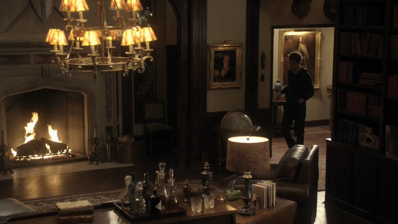 208VampireDiaries1768.jpg