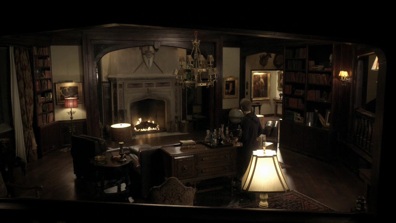 208VampireDiaries1779.jpg