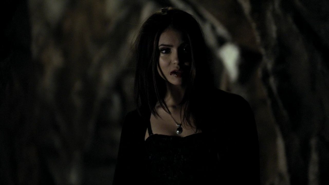 210VampireDiaries1164.jpg