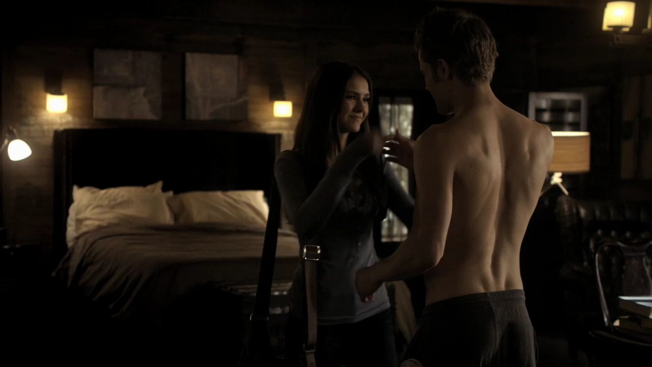 212VampireDiaries0076.jpg