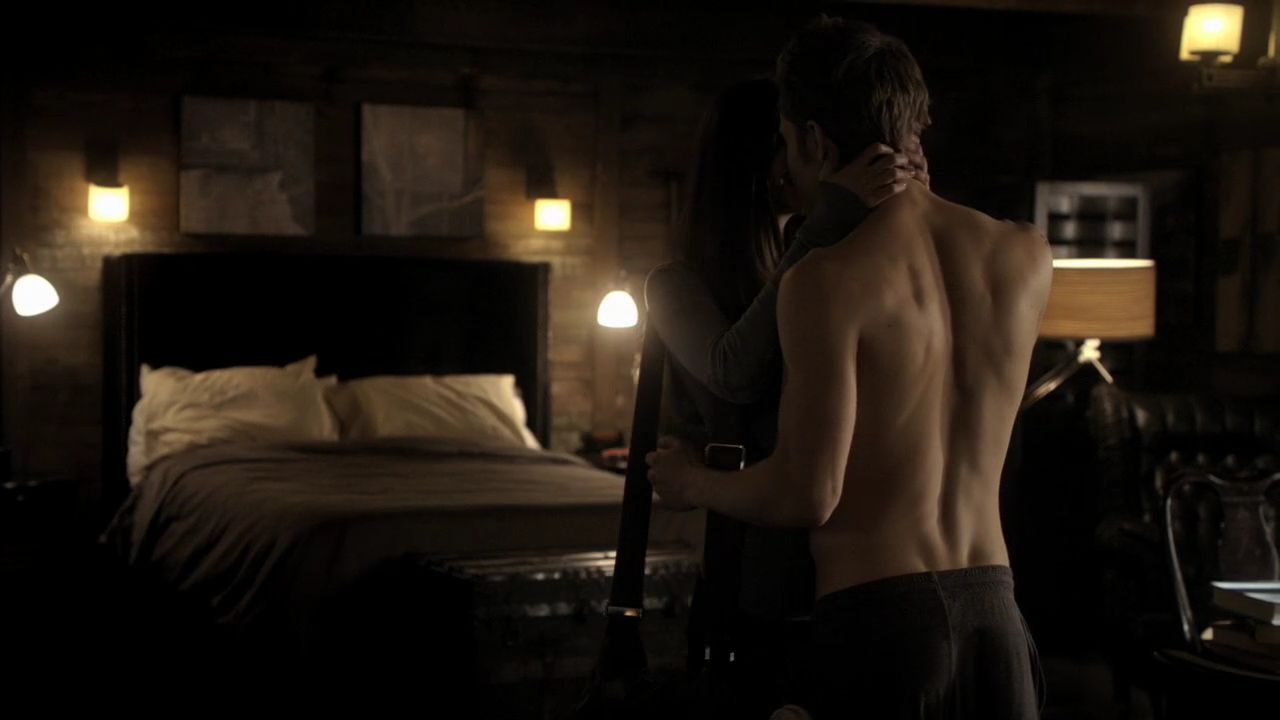 212VampireDiaries0077.jpg