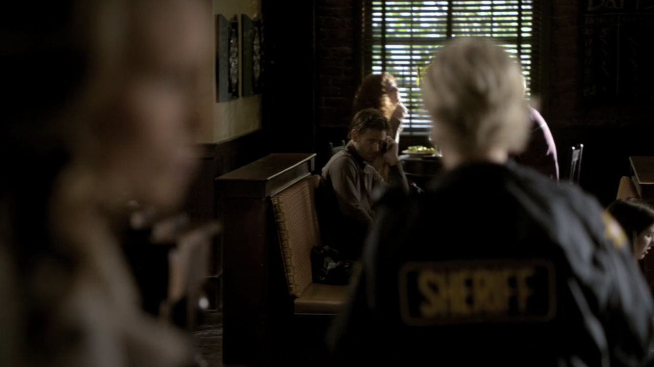 212VampireDiaries0412.jpg