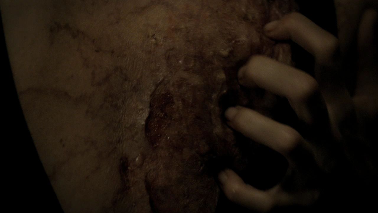 212VampireDiaries0819.jpg