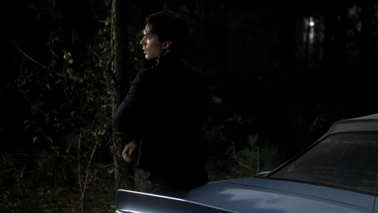 212VampireDiaries1429.jpg