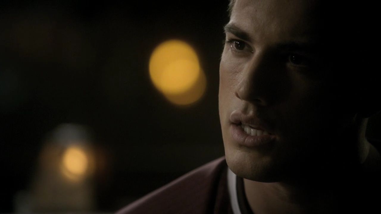 212VampireDiaries1495.jpg