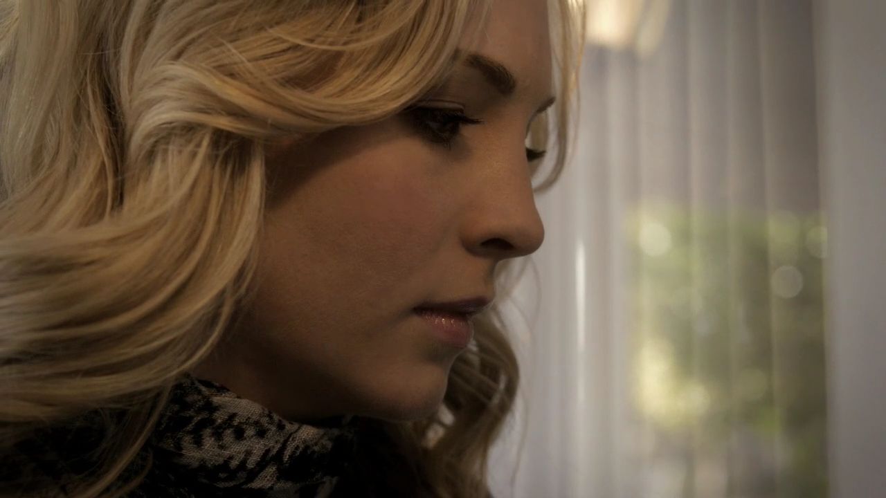 213VampireDiaries0005.jpg