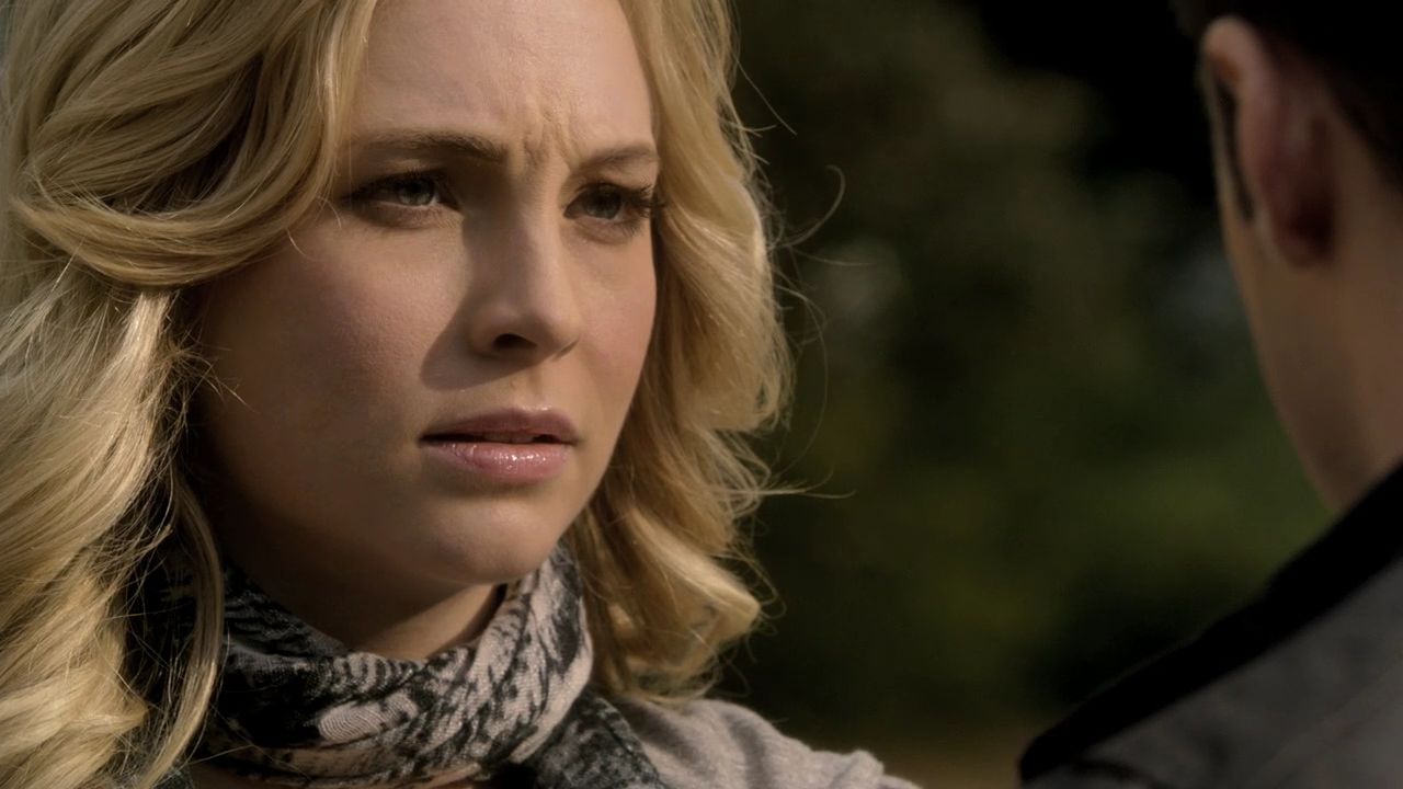 213VampireDiaries0053.jpg