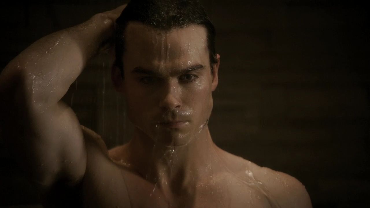 213VampireDiaries0087.jpg