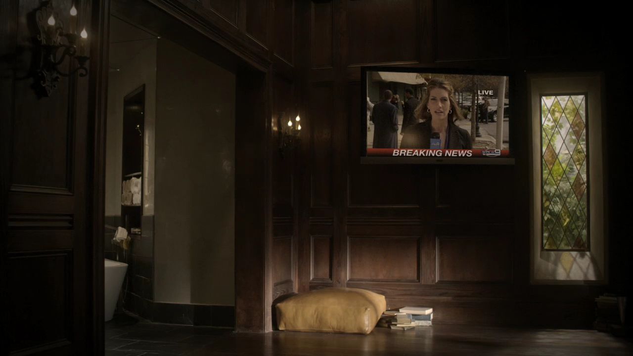 213VampireDiaries0093.jpg