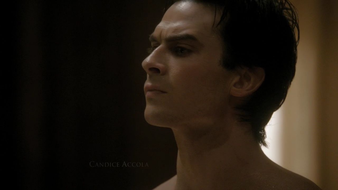 213VampireDiaries0100.jpg