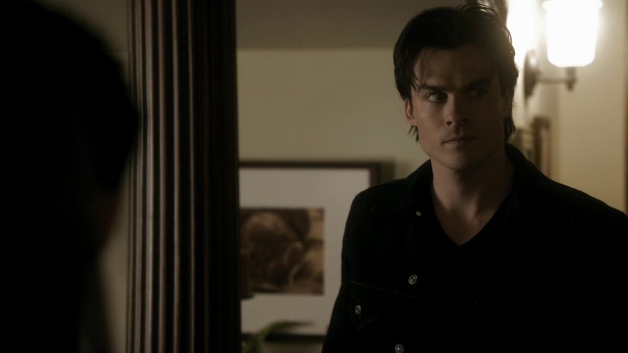 213VampireDiaries0337.jpg