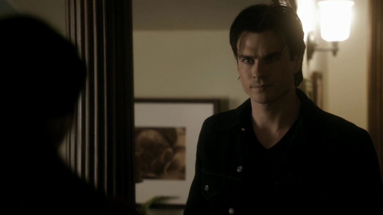 213VampireDiaries0345.jpg