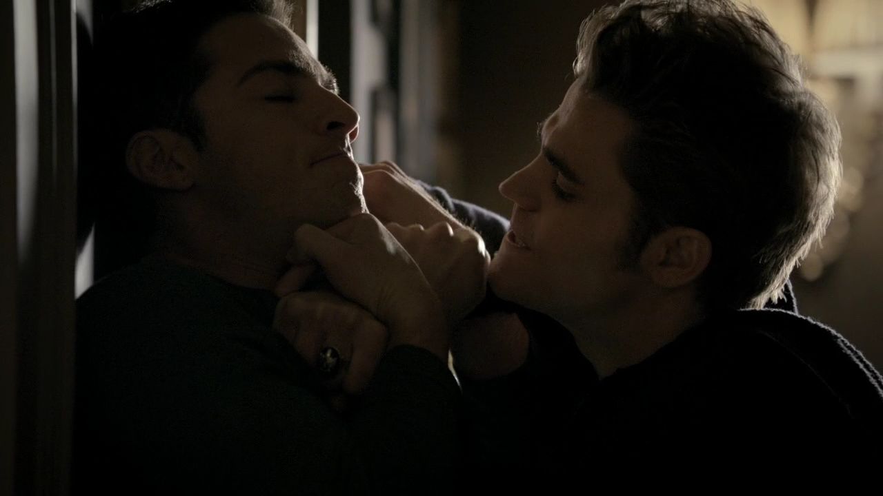 213VampireDiaries0394.jpg