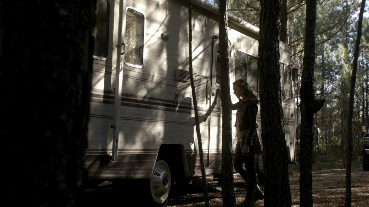 213VampireDiaries0397.jpg