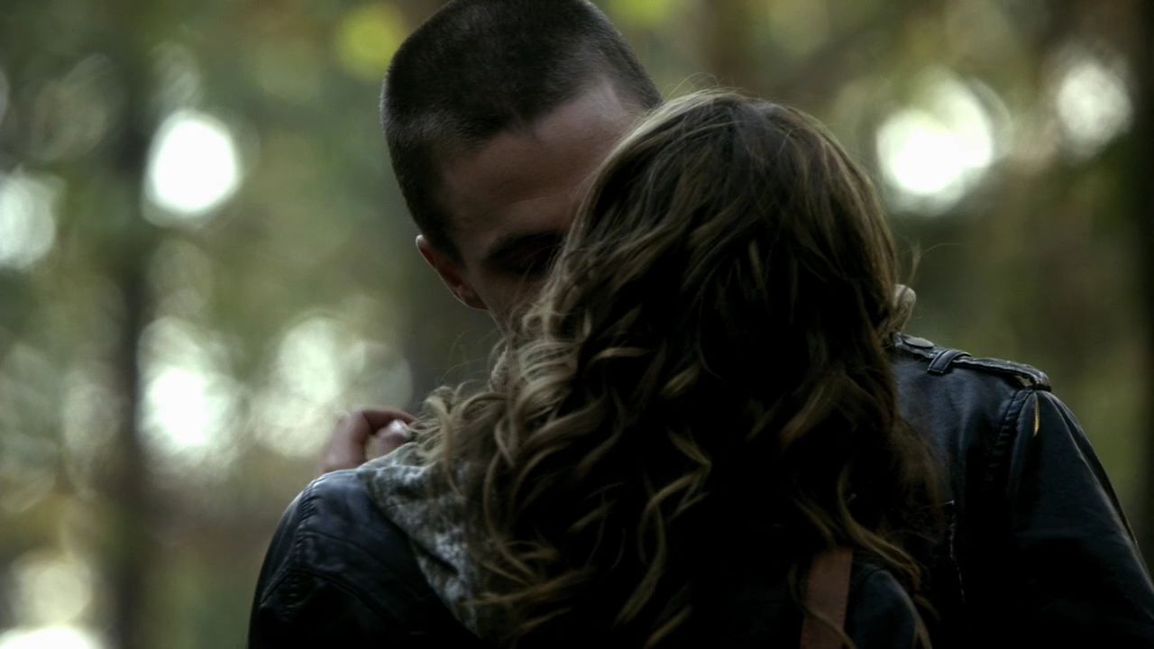 213VampireDiaries0428.jpg