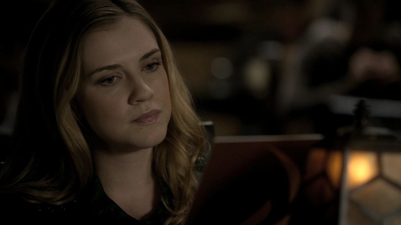 213VampireDiaries0557.jpg