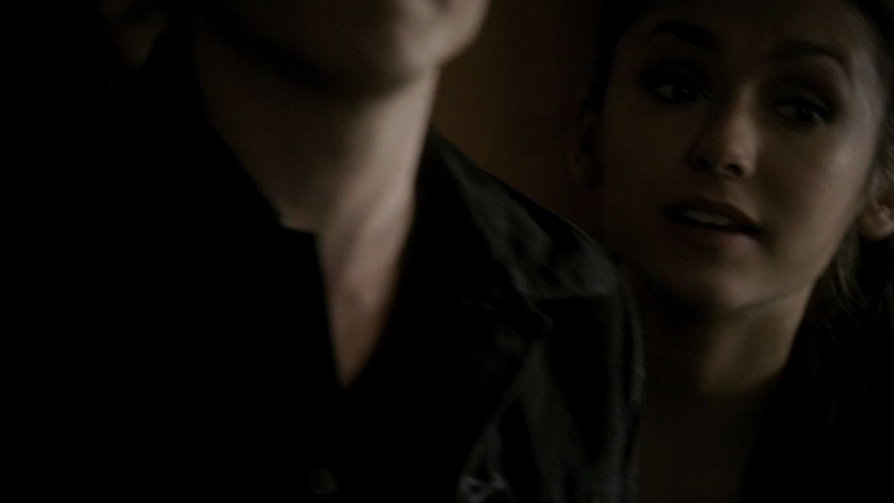 213VampireDiaries0567.jpg