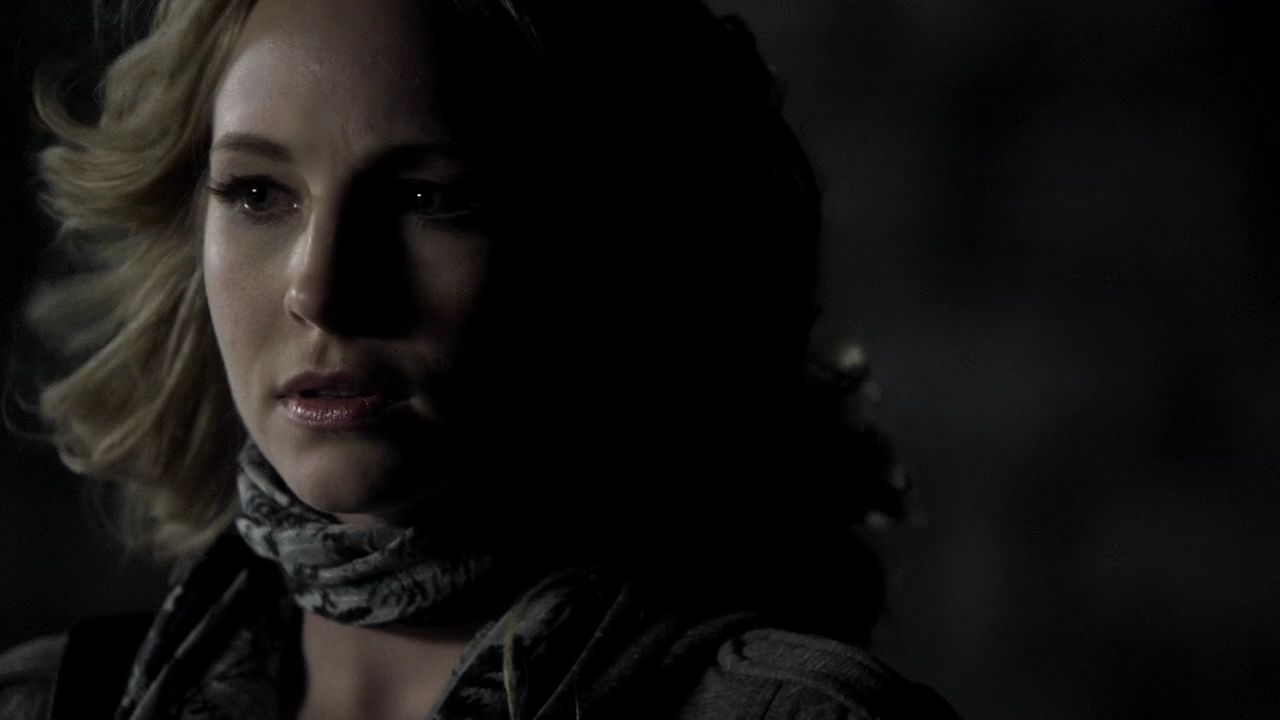 213VampireDiaries0691.jpg