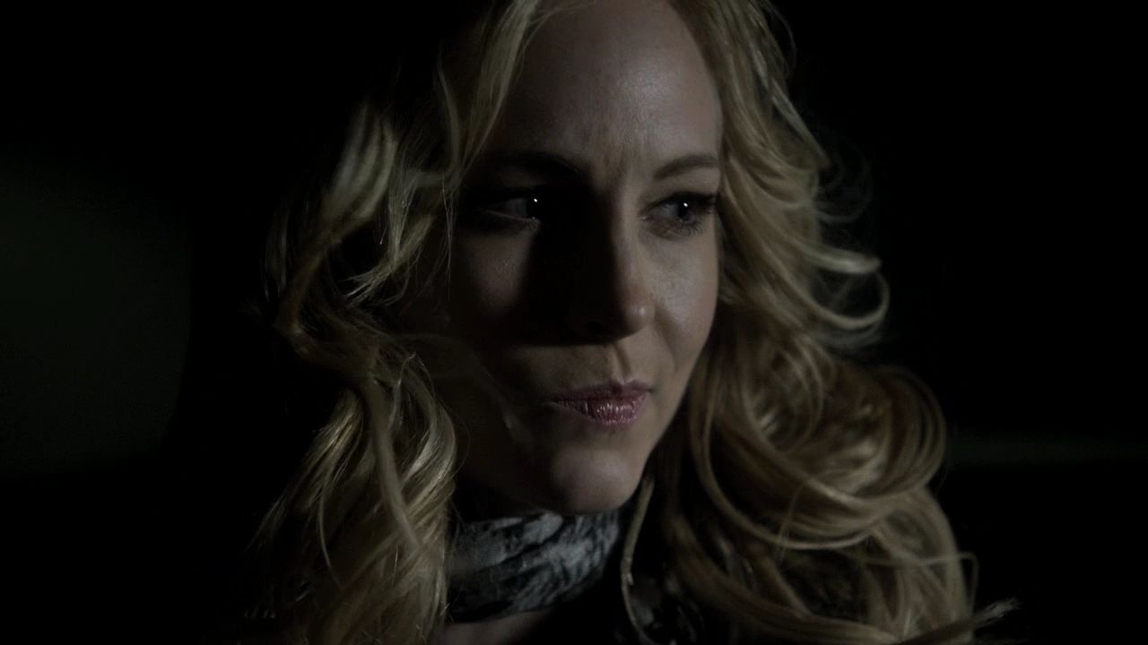 213VampireDiaries0707.jpg