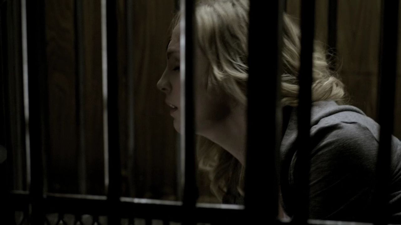 213VampireDiaries0729.jpg