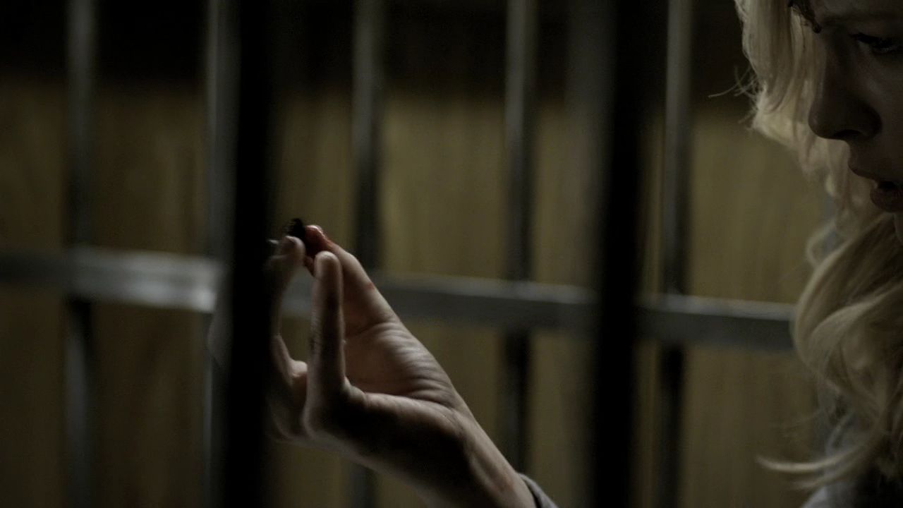 213VampireDiaries0734.jpg