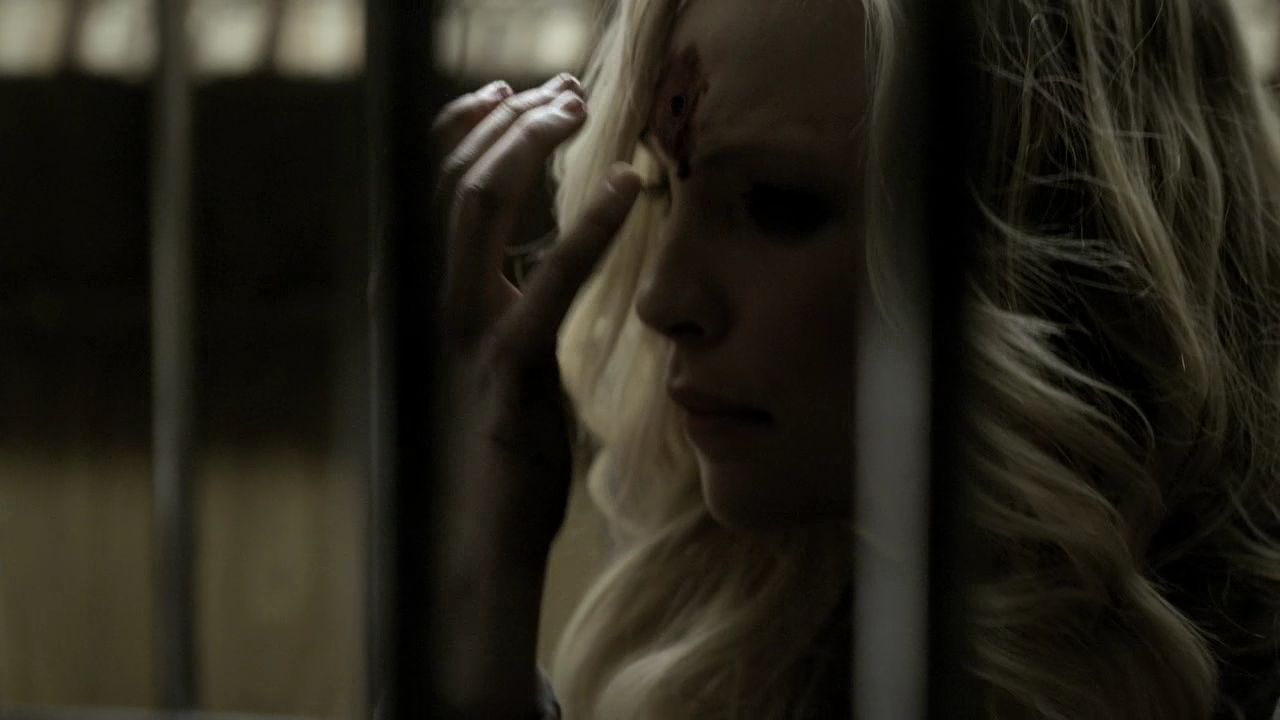 213VampireDiaries0736.jpg