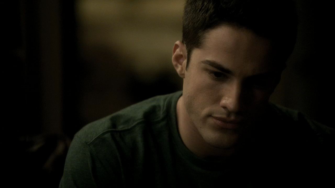 213VampireDiaries0783.jpg