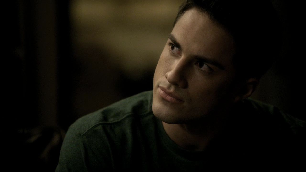 213VampireDiaries0784.jpg