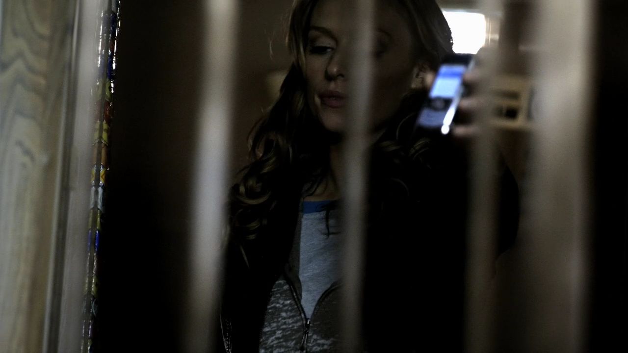 213VampireDiaries0799.jpg