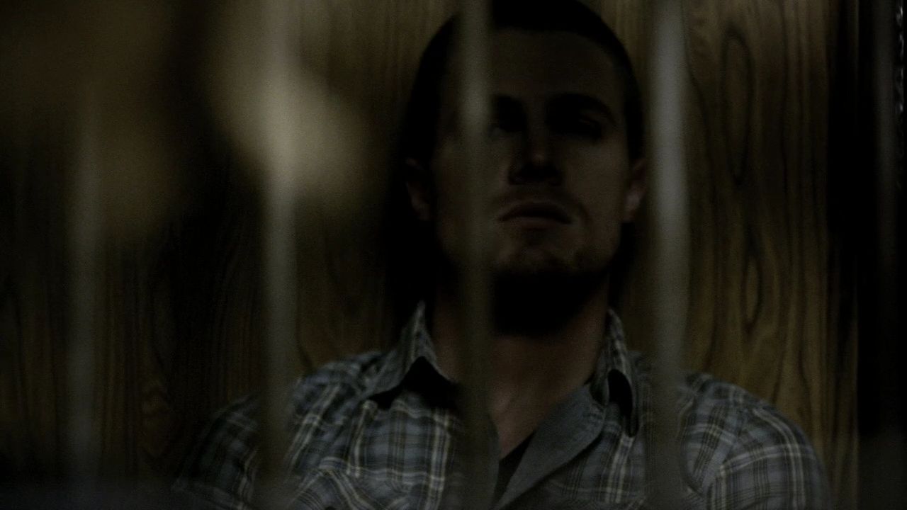 213VampireDiaries0800.jpg